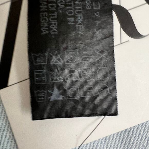 NWT Women's Zara Relaxed Fit Slim Leg Mid Rise Size 10 Jeans - Picture 13 of 16